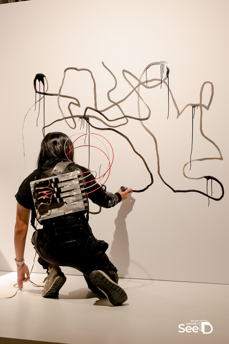 Drawing Suit 01 2021